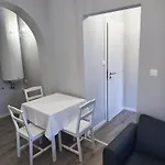 Ml 81 Apartamento
