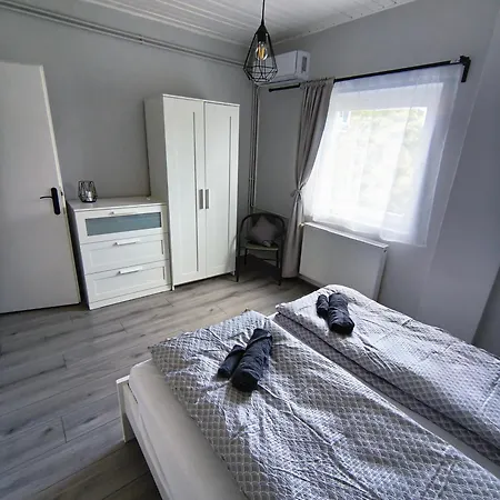 Apartment Ml 81