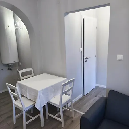 Ml 81 Apartment