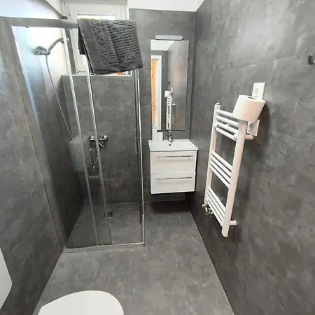 Apartment Ml 81