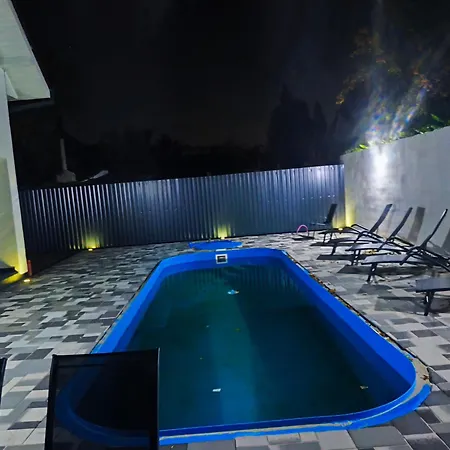 Apartment Ml 81 *